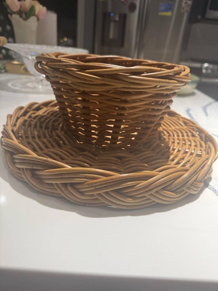 Straw Basket Style Cake Stand/chip Tray