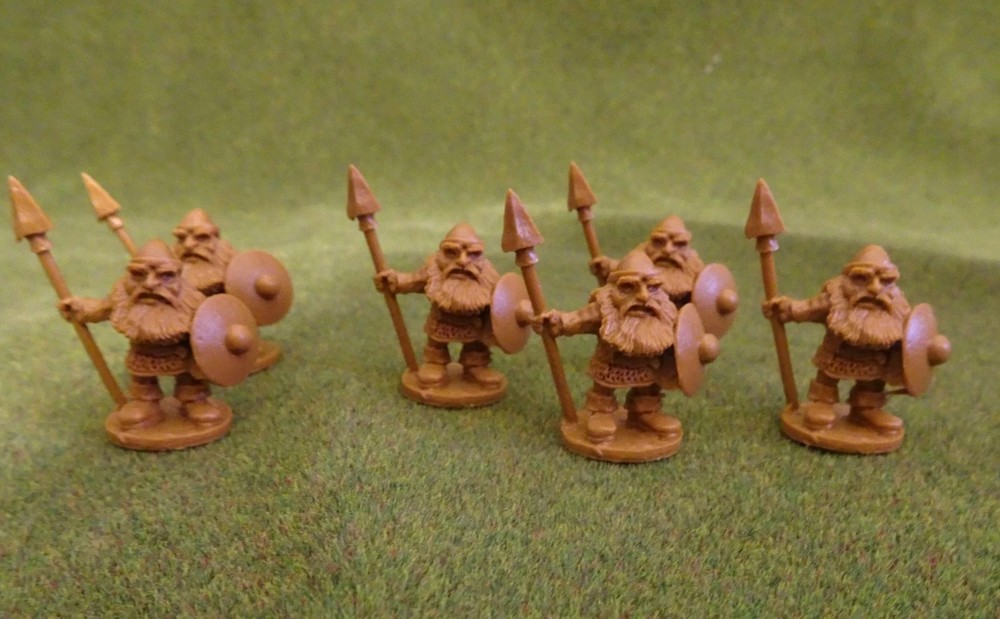 D&D Fantasy Dwarfs with spears & shield x6