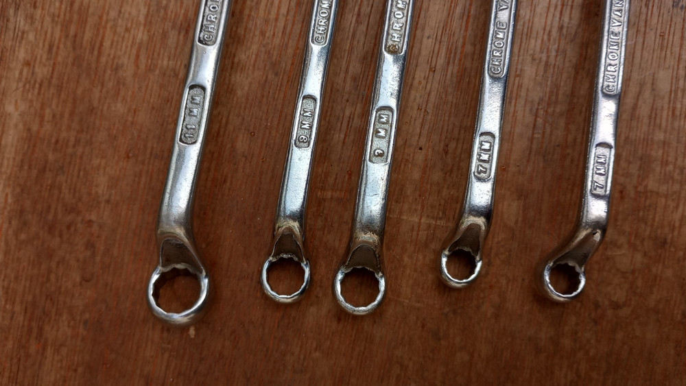 5 vintage Gordon Metric Ring Spanners