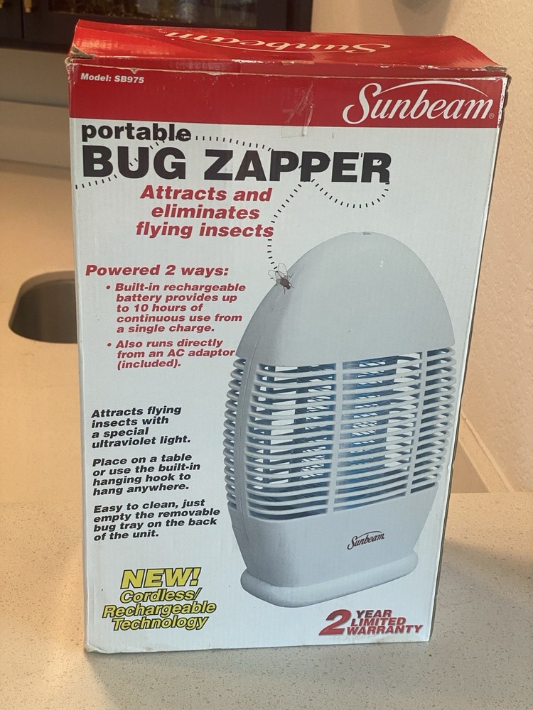SUNBEAM Portable Bug Zapper Model SB975 Flying Insect bugs, Battery & Electric