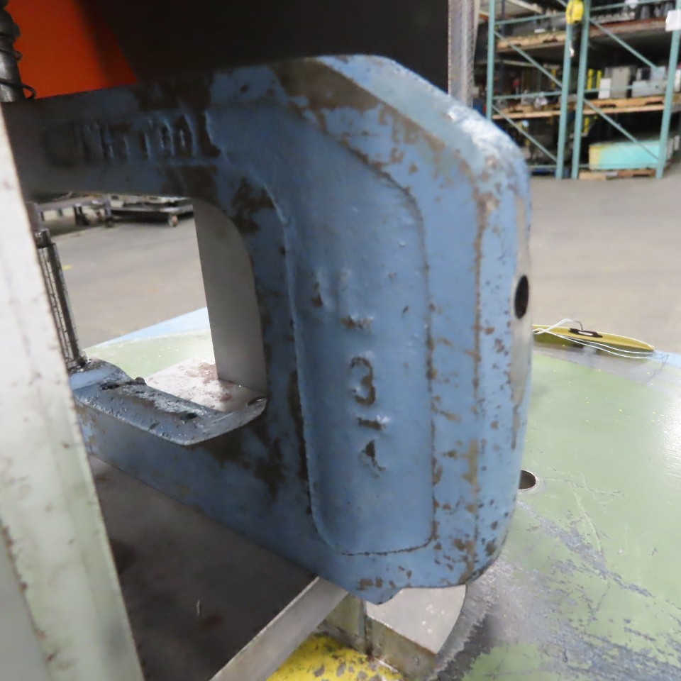 Fabco 1-1/2" Stroke Light Duty Pneumatic C-Frame Punch Press Unitool L3/4