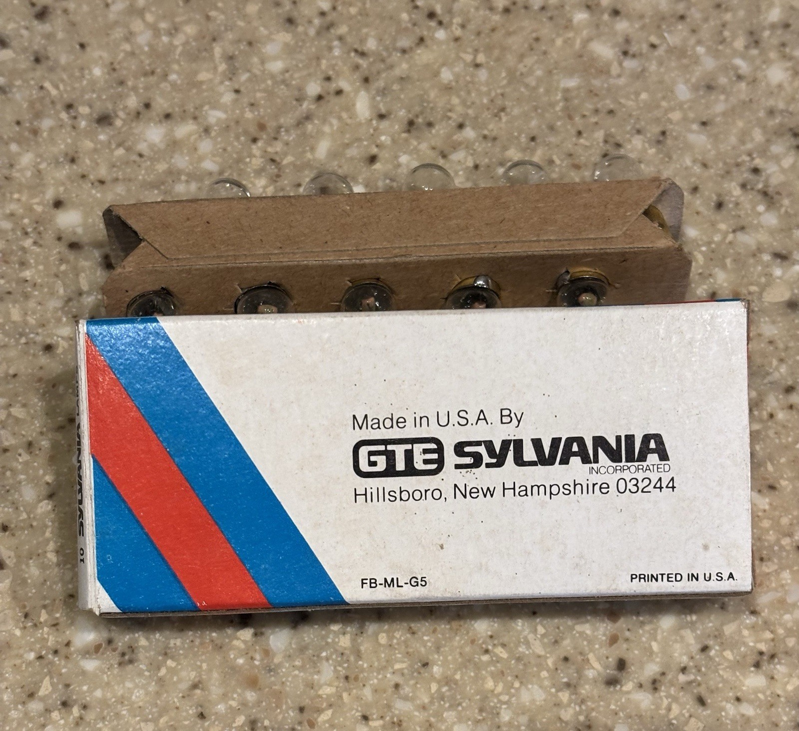 Sylvania #47 Miniature Lamp Bulbs 10 Bulbs NOS Made In USA