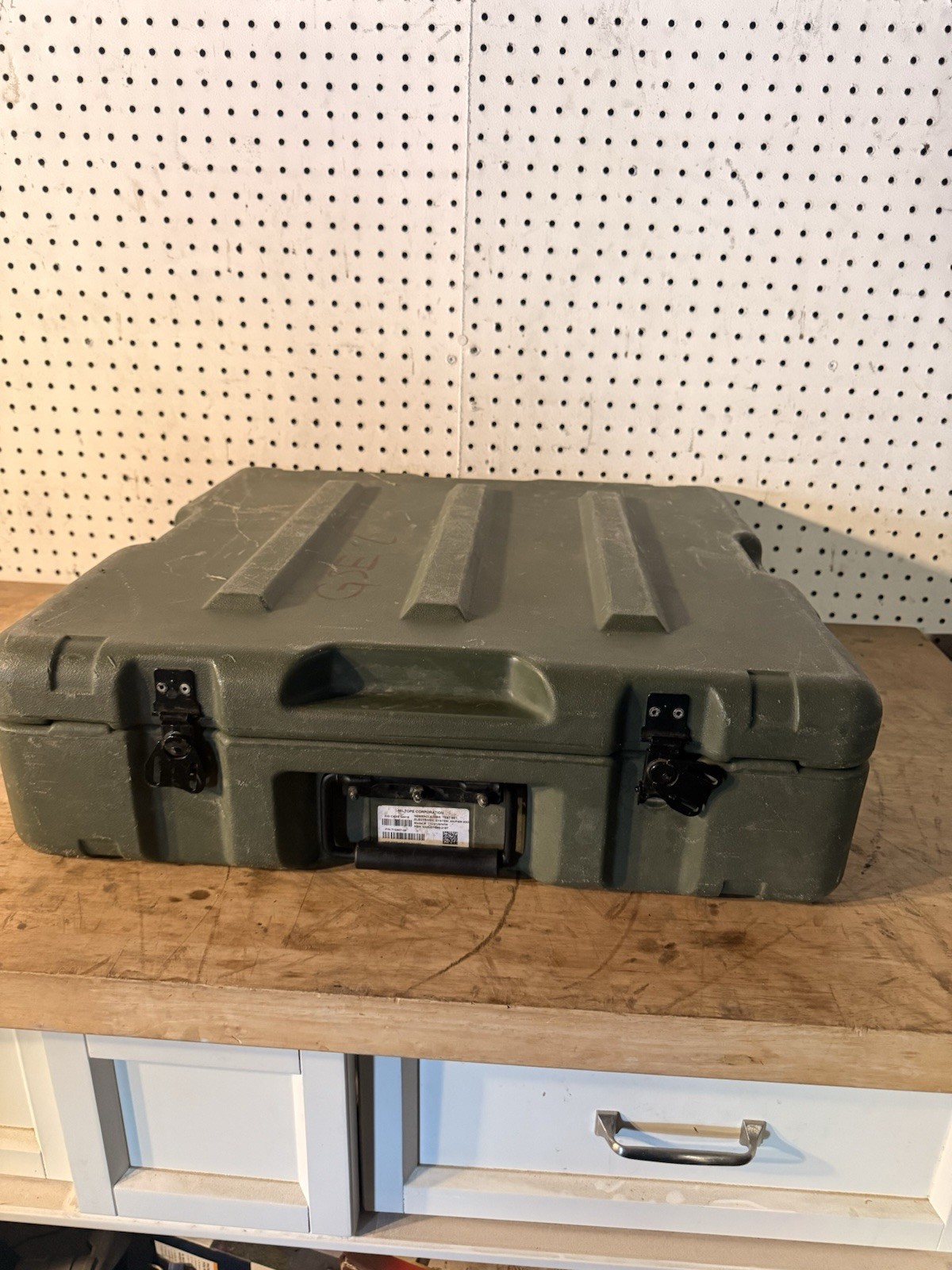 23X21.5X7" Green Military Waterproof Storage Container Hardigg Read Below