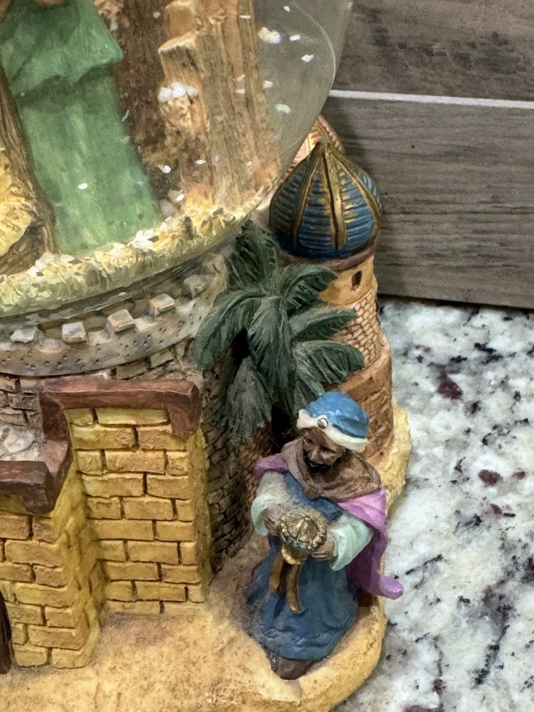 Vintage Nativity Musical Snowglobe