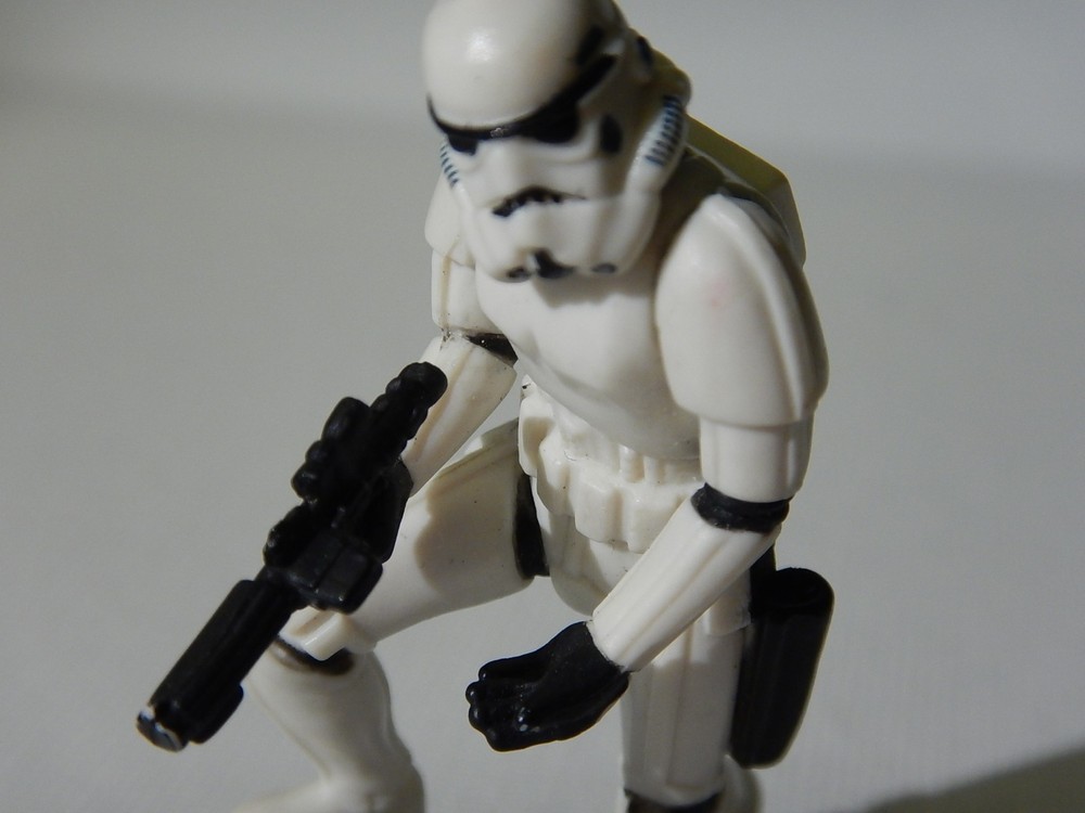 2006 LFL Hasbro Poseable Stormtrooper PVC 2.5" Cake Topper