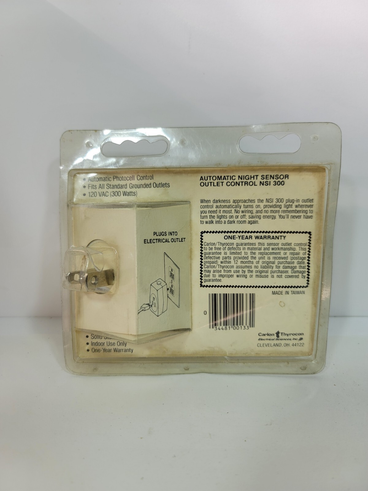 Carl Thyrocon Automatic Night Sensor Outlet Control NSI300 Vintage New Sealed