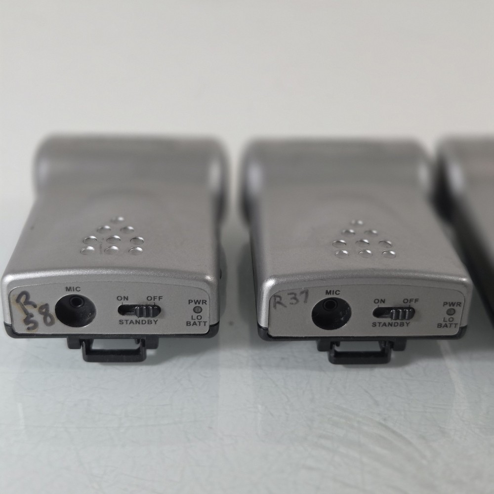 LOT OF 4 Bodyworn Transmitter 921T Radium 216MHz by Phonic Ear UNTESTED TURNS ON