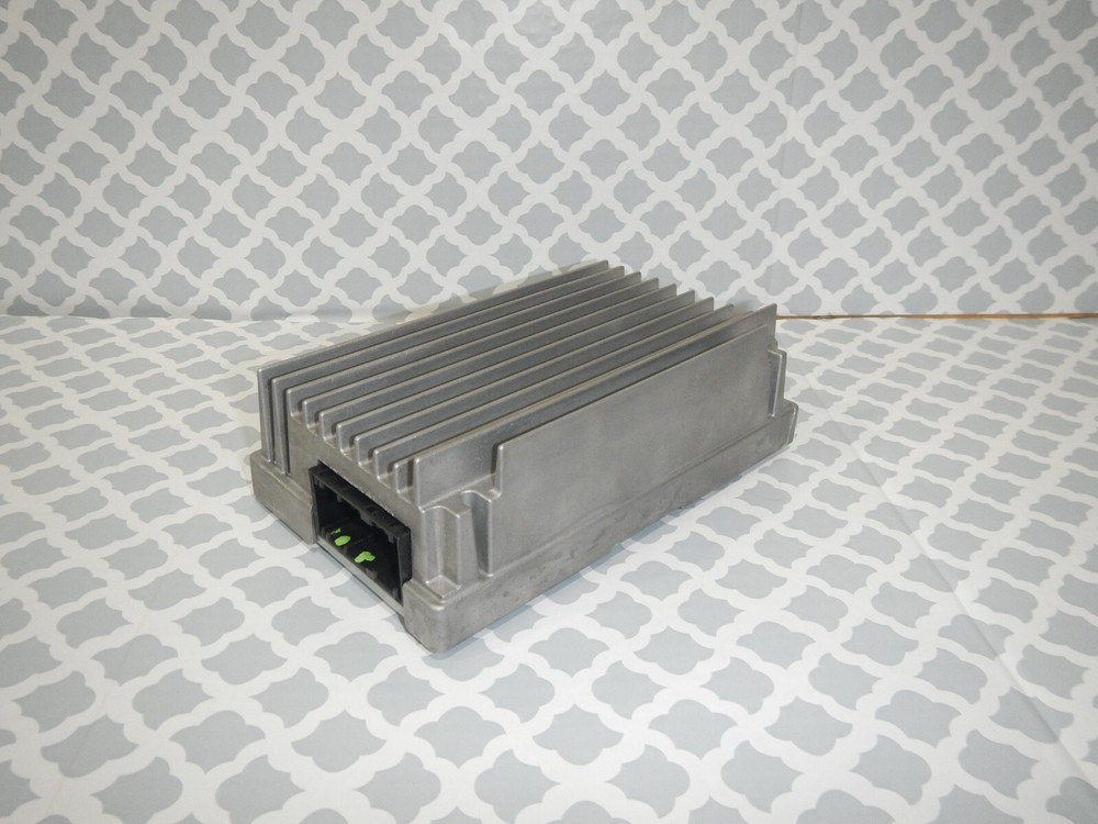2015 BMW X1 OEM Amplifier " Lear" 9312443