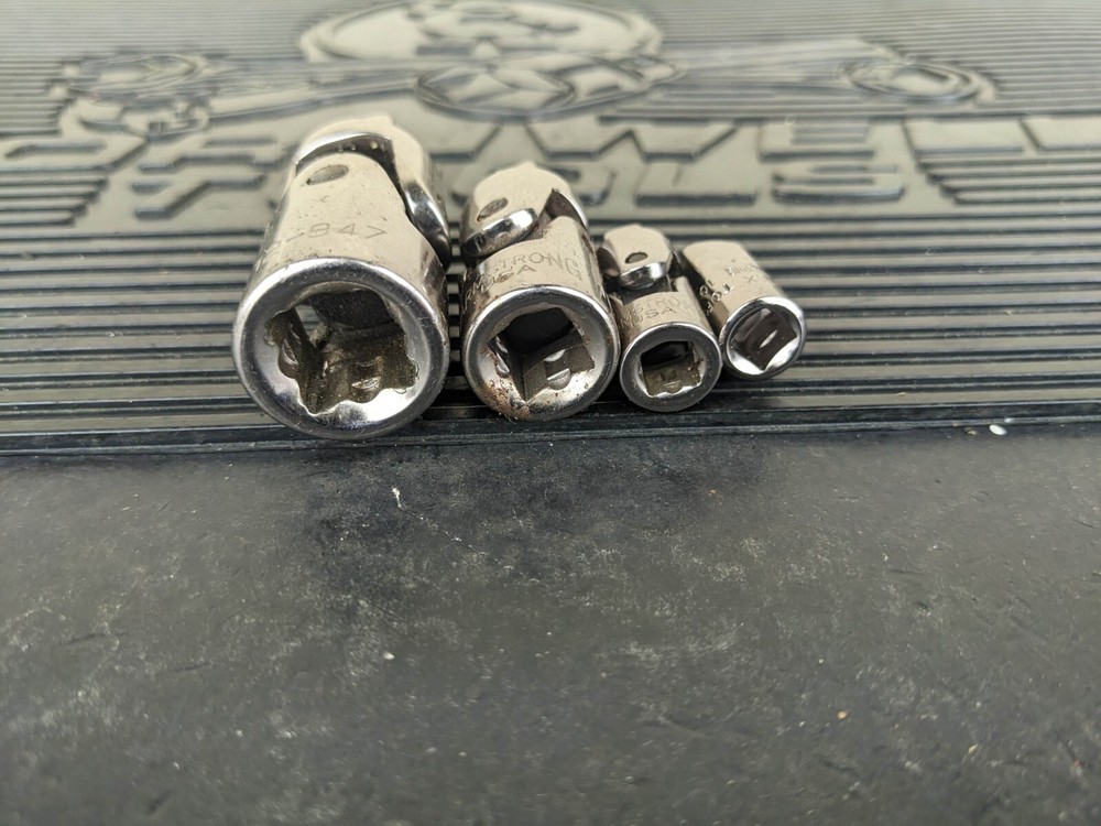 #ax037 Armstrong Tools USA 4pc Universal Joint Socket Adapter Set