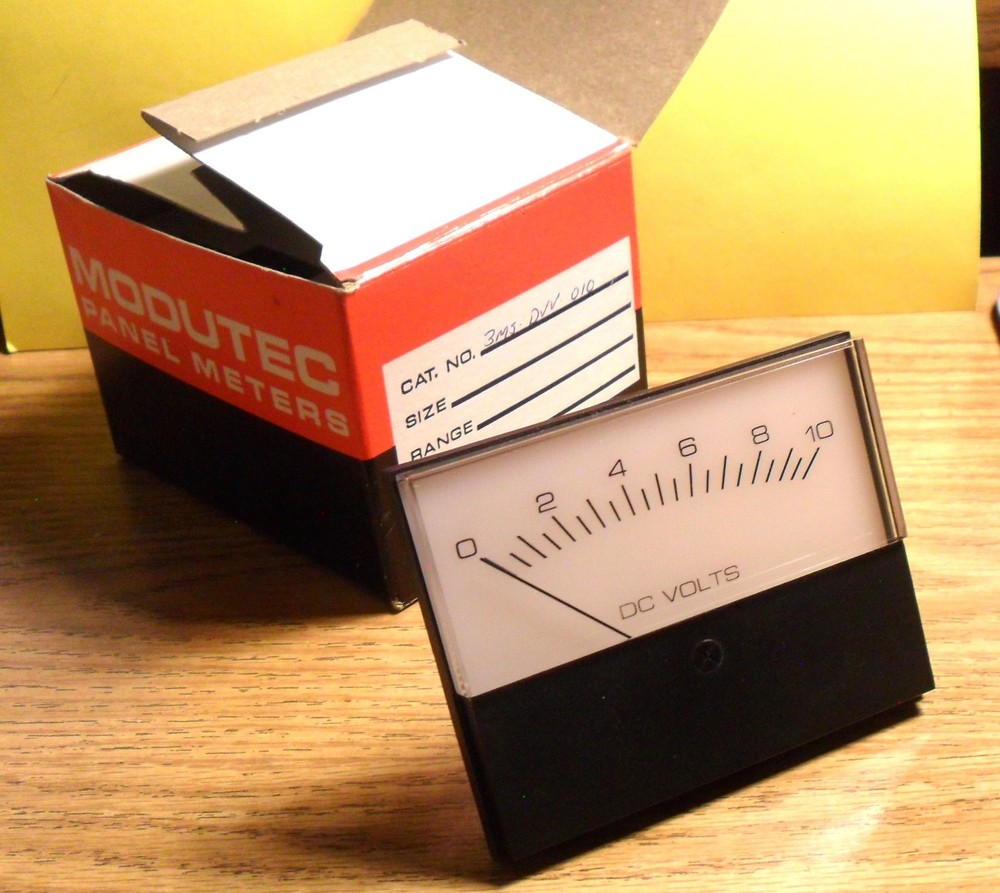 DC Voltage Current Panel Meter - Modutec 3MS-DVV-010 - 0 to 10V