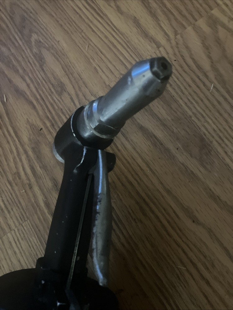 The SUPER BRUTE Pneumatic Rivet Gun Tool by Creative Engineering 300 301