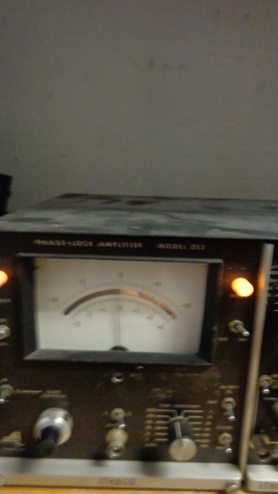 Ithaco Phase-Lock Amplifier Model 353