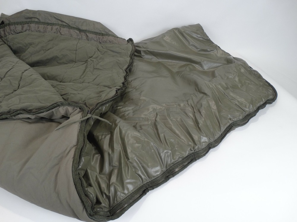 French Army SAC DE COUCHAGE (sleeping bag) Model 71
