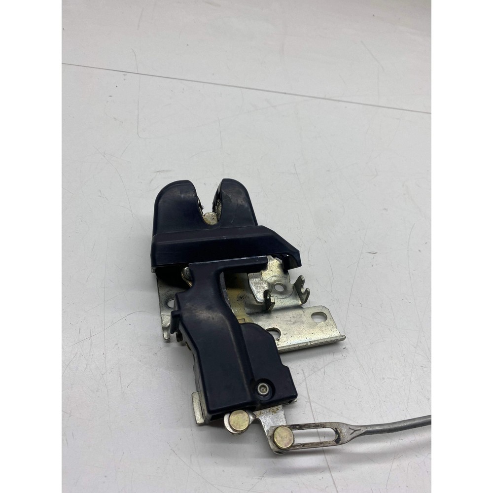 Mitsubishi Evolution Boot latch Evo 9 2006 Lancer