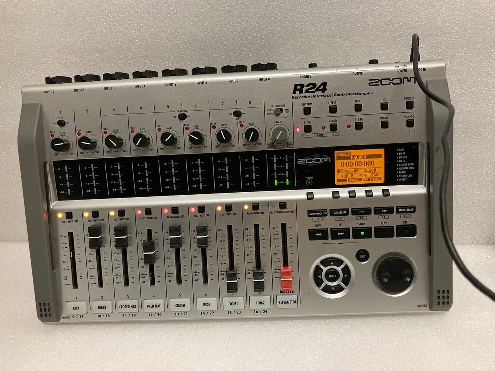 Zoom R24 24 Multi-Track Recorder