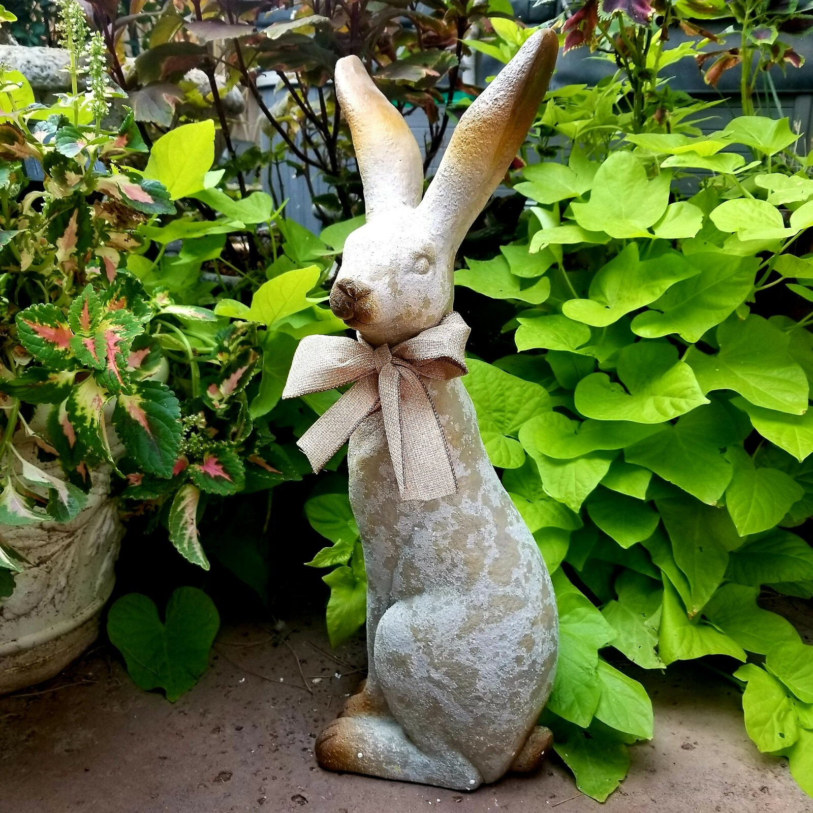 Rustic Resin Tall Garden Bunny Rabbit Figurine Statue 24"