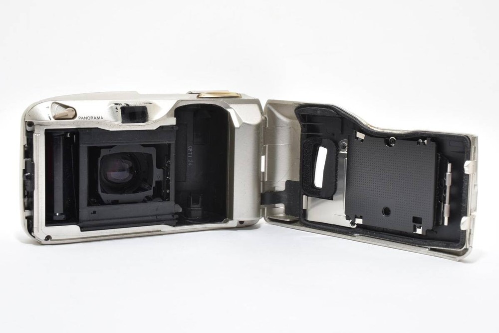 OLYMPUS μ II film camera