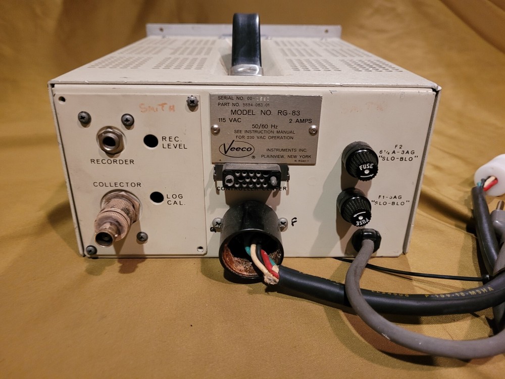 Veeco Instruments Inc Ionization Gauge Control Model RG-83 Tested