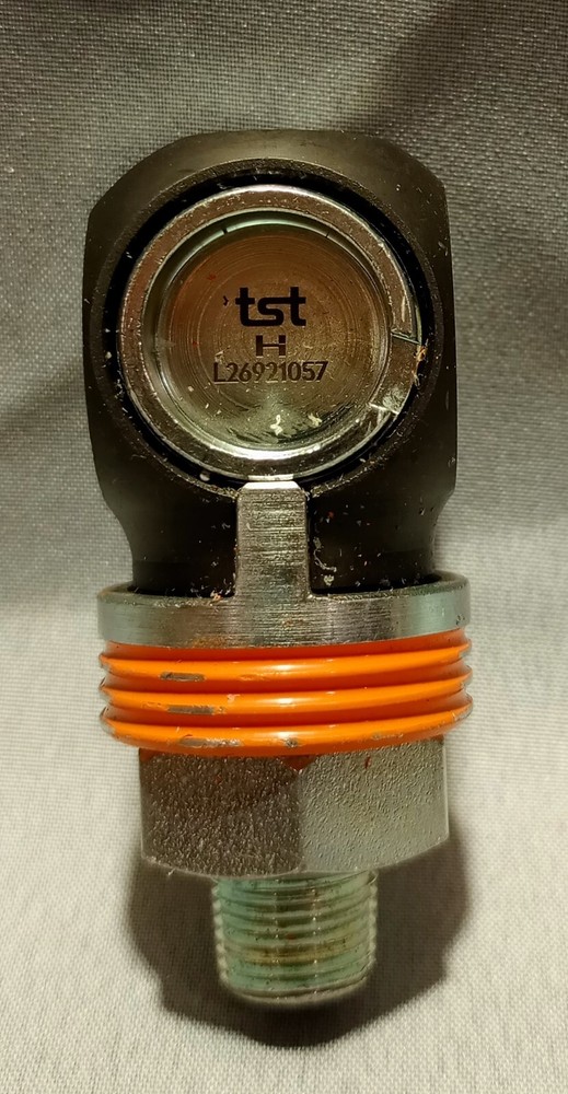 TST 20500112 Male Coupling