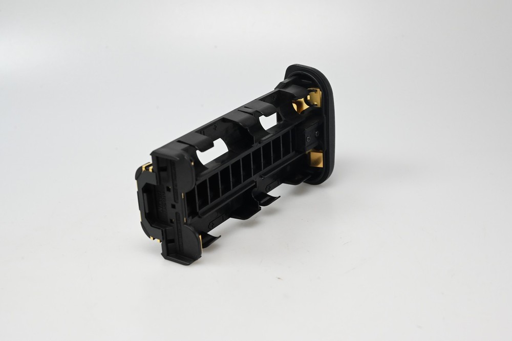 Nikon MS-D10 AA Battery Holder #G907