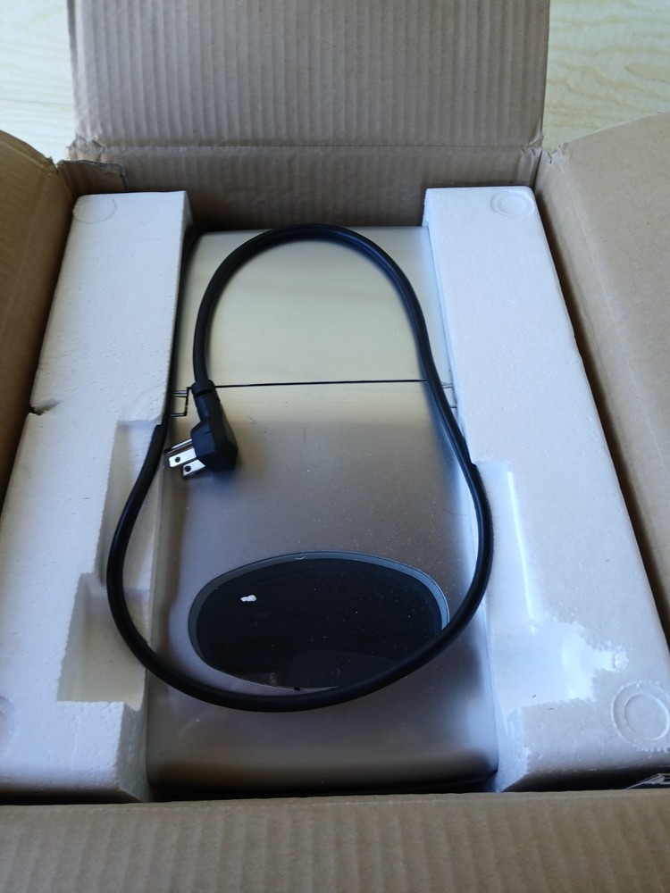 EdgeStar Portable Ice Cube Maker Machine Countertop IP210SS, Drainless