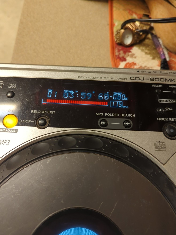 Pioneer CDJ-800 MK2 Digital Turntable Tested