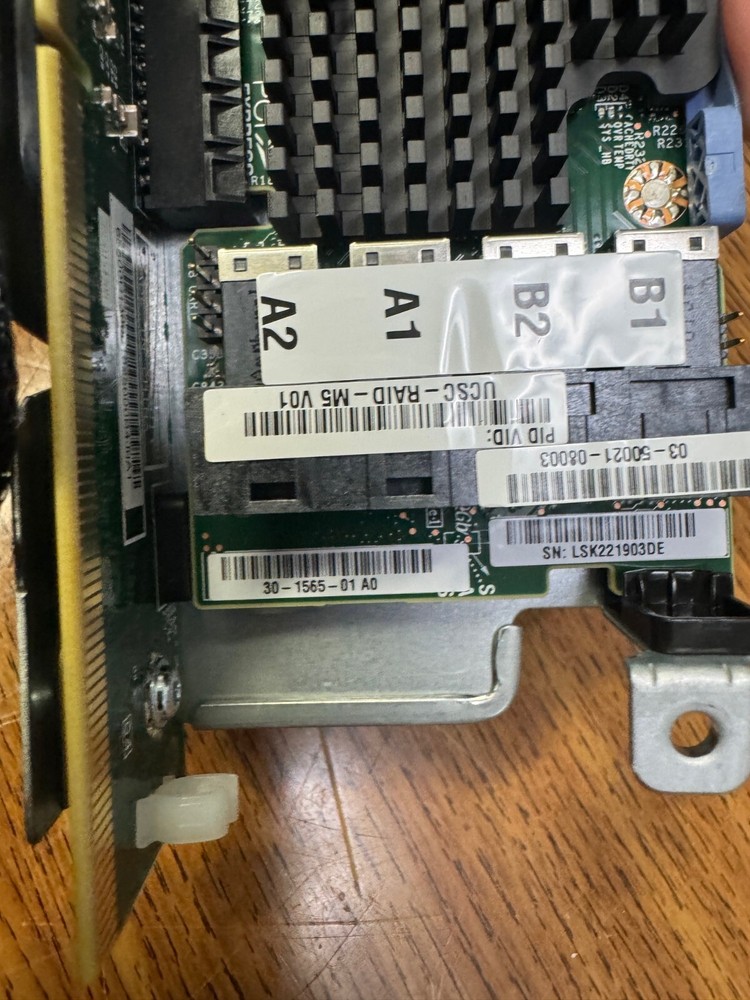 Cisco UCSC-RAID-M5 30-1565-01 12GB/S SAS Modular RAIDController