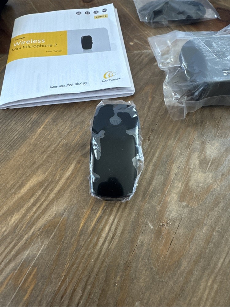 Cochlear P770844 Wireless Mini Microphone 2 US -New in box-