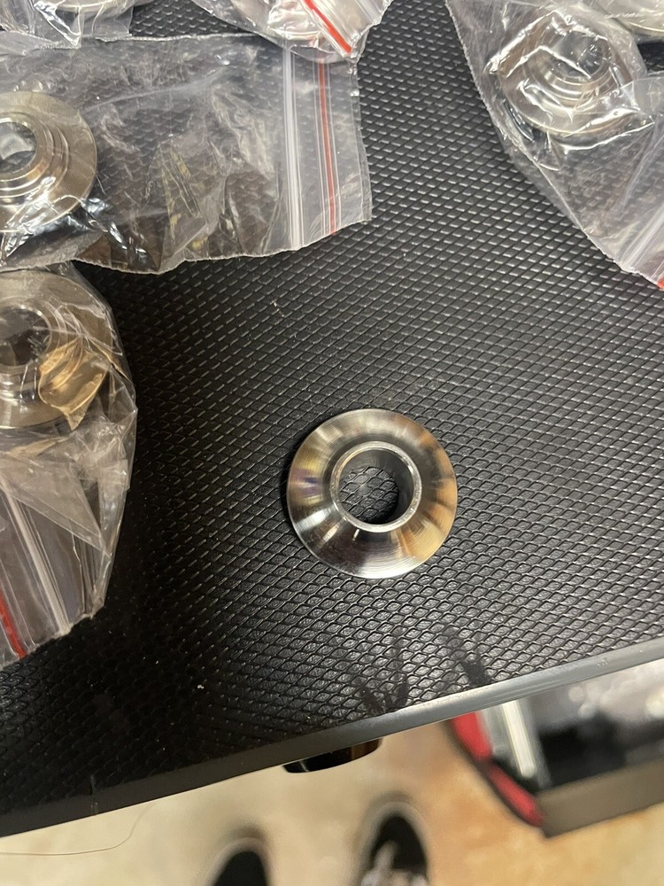 Evo 8/9 Valve Spring Retainers