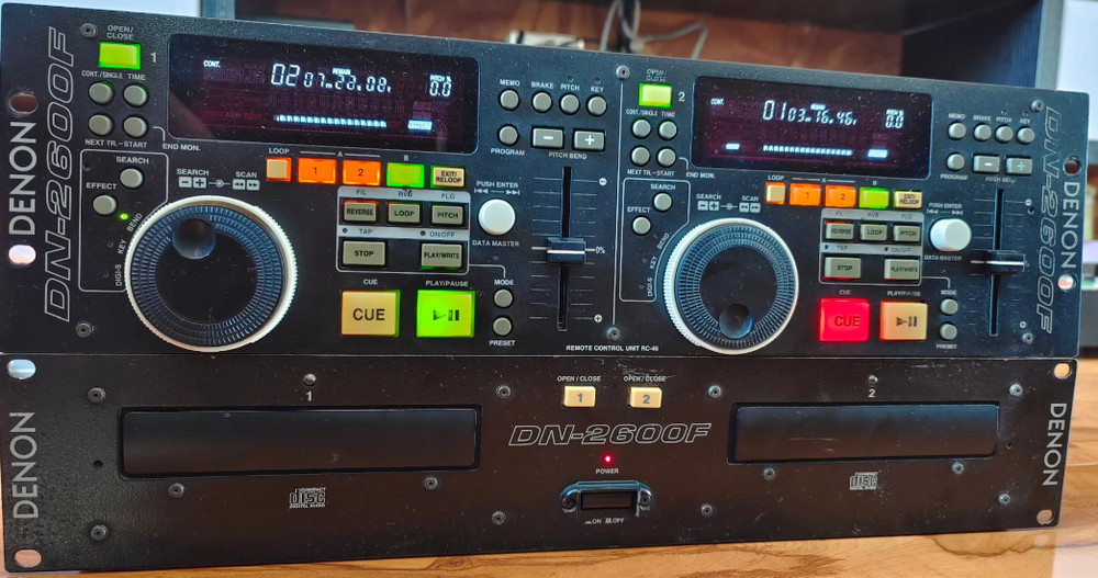 1pcs Denon DN-2600F DJ Controller