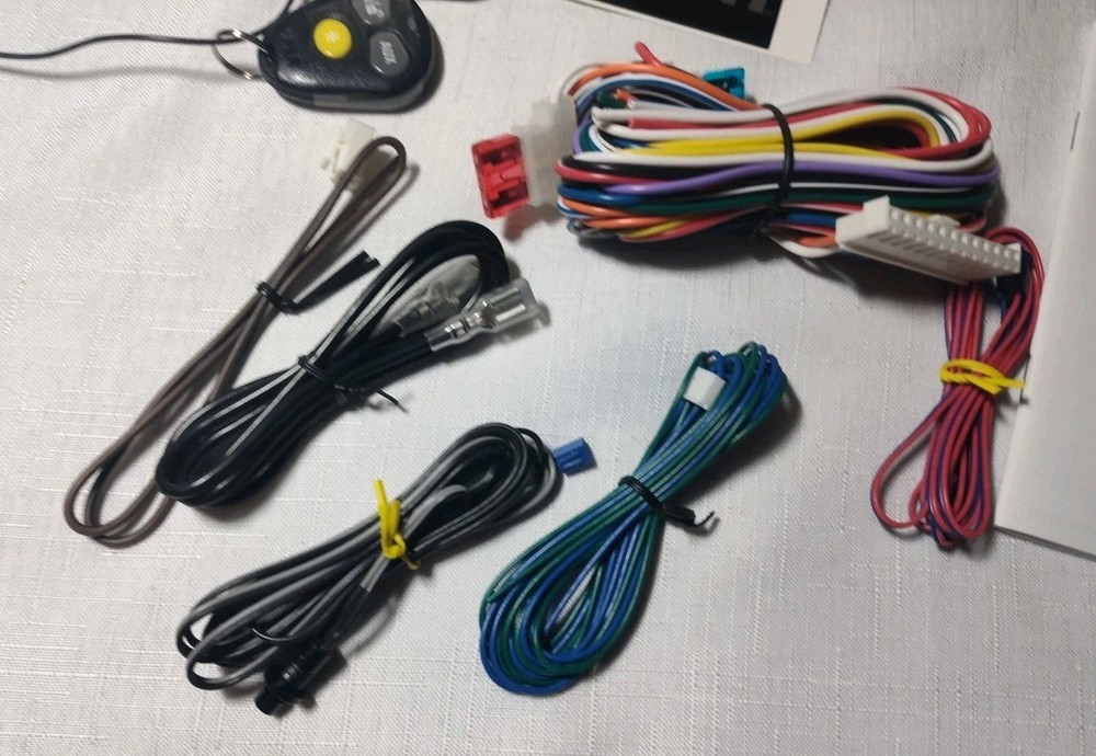 Viper 3100VX Keyless Entry Car Alarm Security System with 2 Remotes | 3100VX