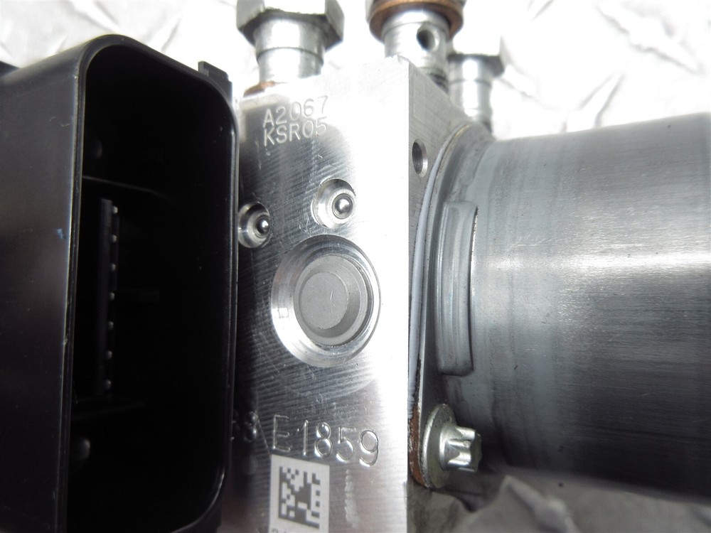 2017 17-22 KTM 390 RC390ABS Brake Sensor Ring Rotor Module Pump Control Unit OEM