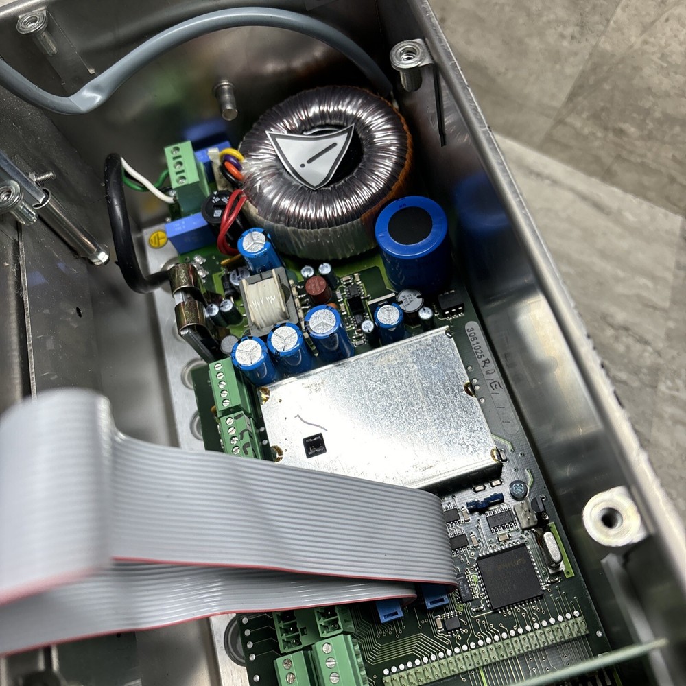 GWT PR 1713 Programmable Weighing And Batching Controller