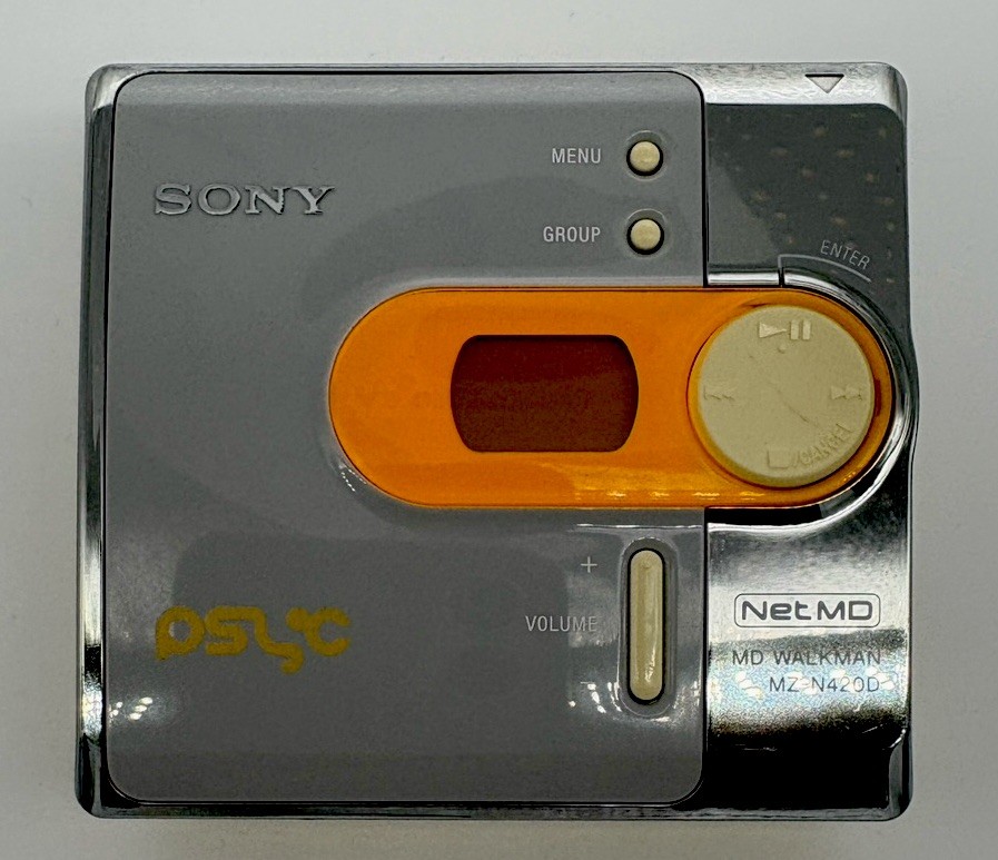 Sony  MZ-N420D Walkman Mini Disc Player Recorder 2004