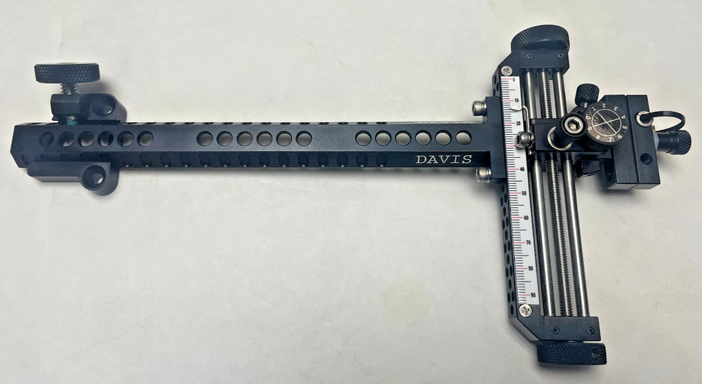 5" DAVIS RECURVE SIGHT-Black/Black knobs.