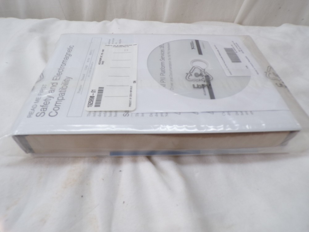 National Instruments 192589B-01 PXI-1042 Accessory Kit, 189328B-01