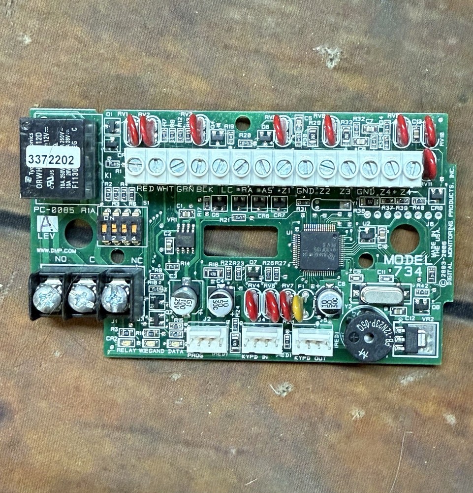 DMP 734 Access Control Module Single Door Wiegand Interface Used