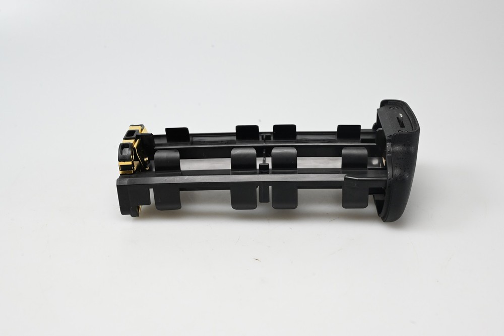 Nikon MS-D10 AA Battery Holder #G907