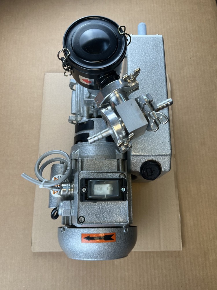 Busch RA 0010 B Rotary Vane Vacuum Pump
