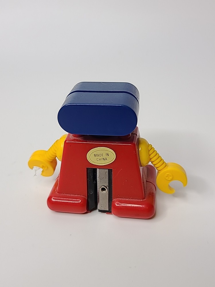 Vintage Extraterrestrial Plastic Pencil Sharpener Rare.