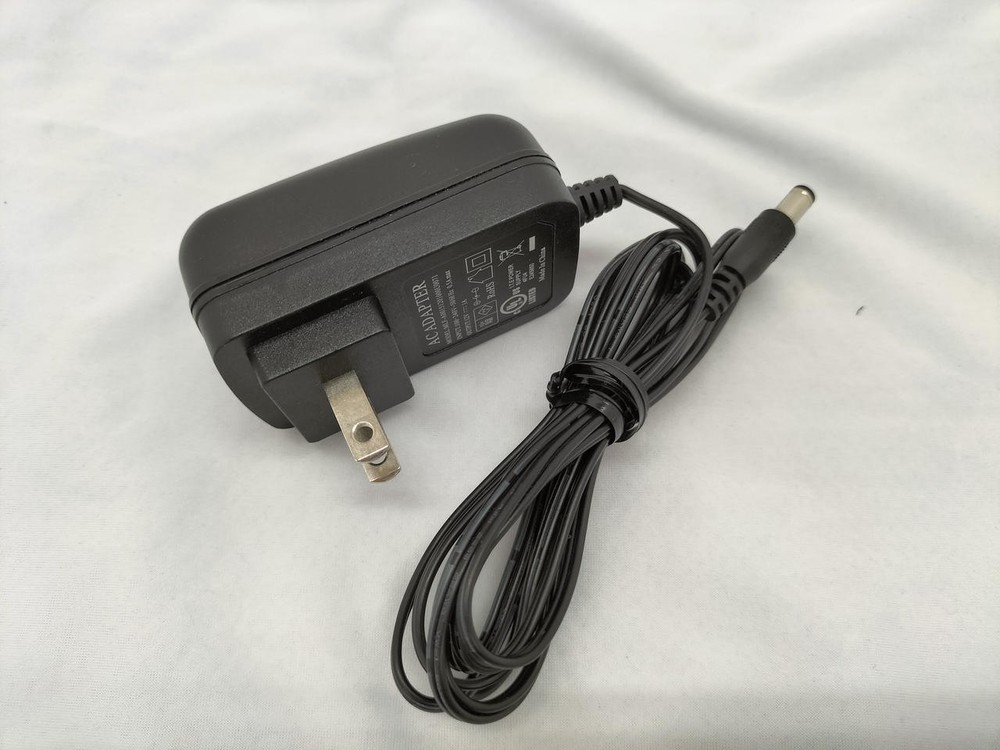 TWO NOTES LE NTES Vacuum tube prelifier