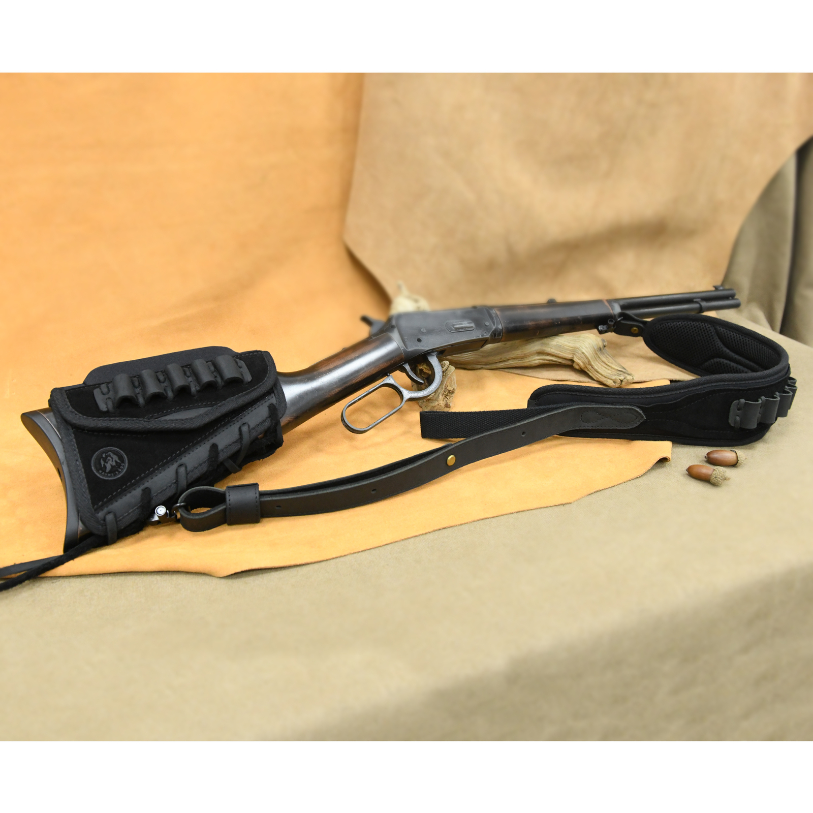 WAYNE'S DOG Leather Gun Buttstock Pouch with Hunting Gun Sling.22 12GA .357.308