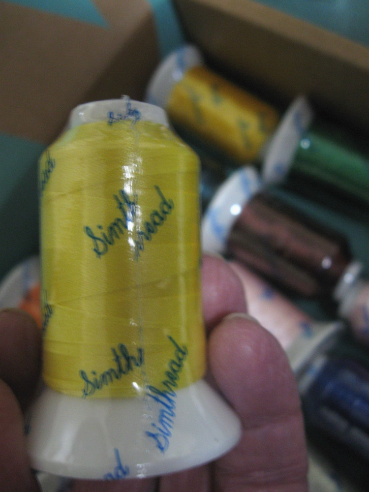 New Simthread 100% Polyester/Machine Embroidery Thread lot of 20 Spools