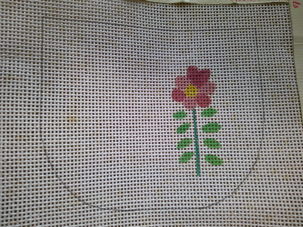 Vintage Needle Nuts COIN PURSE NEEDLEPOINT KIT