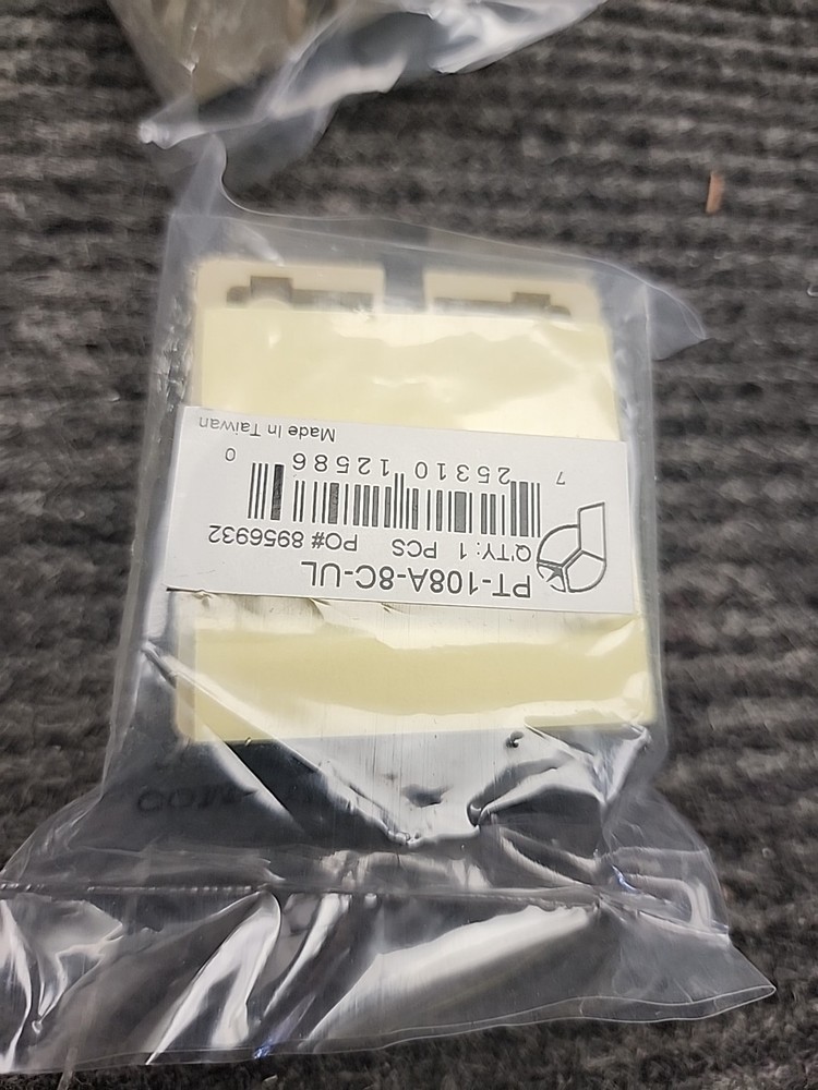 PELCO SYSTEM 6800 CM6800E-48X8 MATRIX SWITCHER CONTROLLER