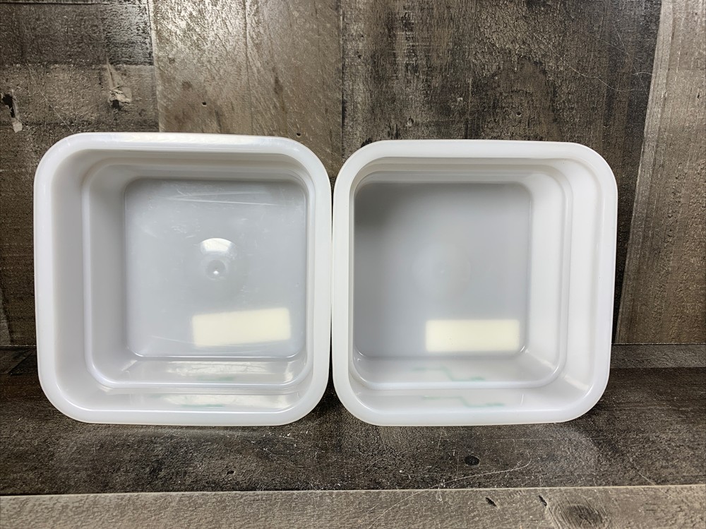 Cambro 2SFSP148 Cambro Square Container 2 Quart Capacity, White