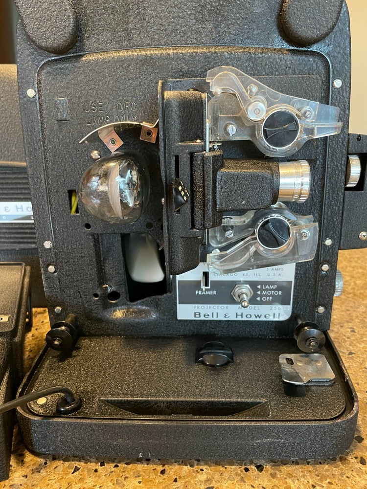 Vintage Bell & Howell Model 256 Autoload 8mm Projector