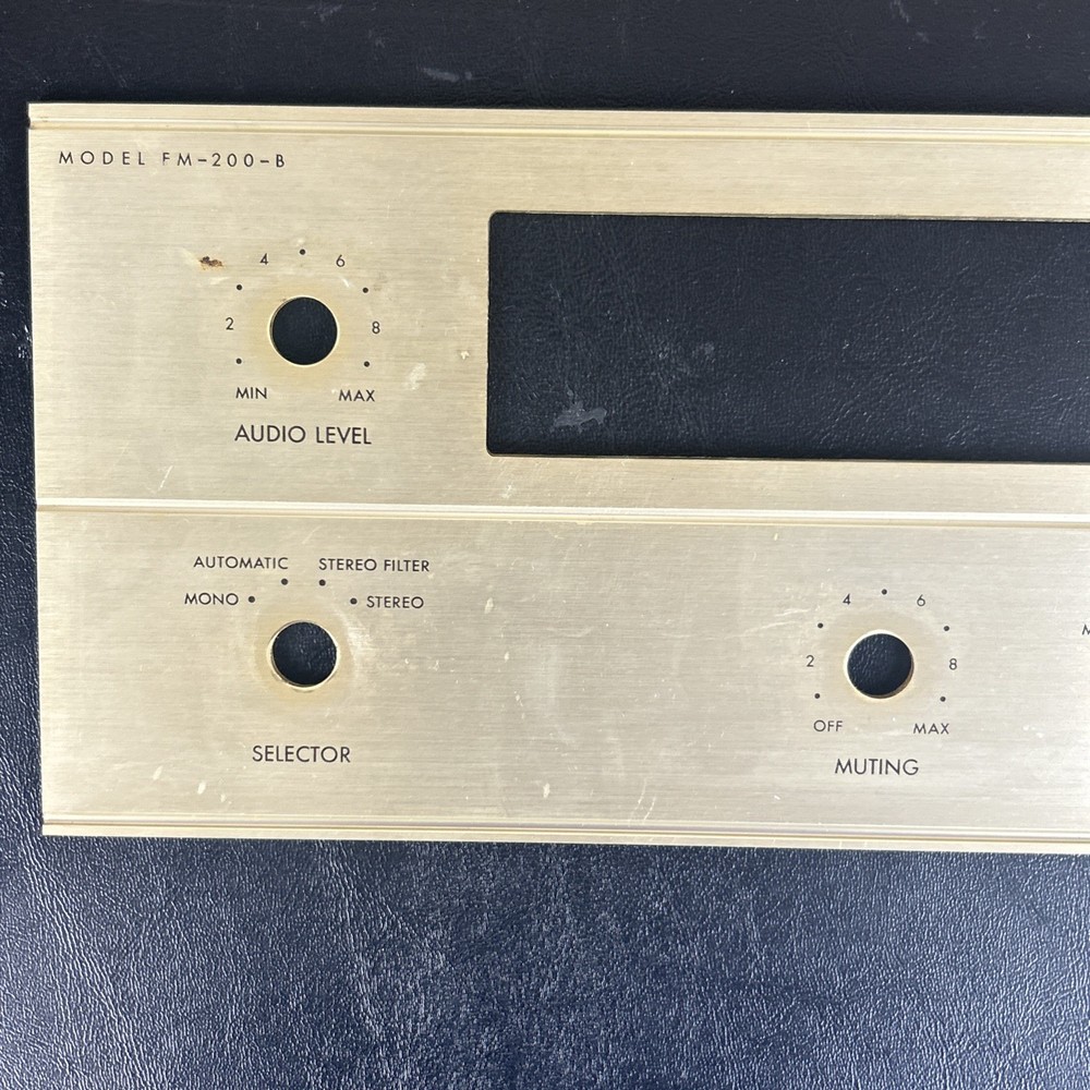 Fisher FM-200B Faceplate Original