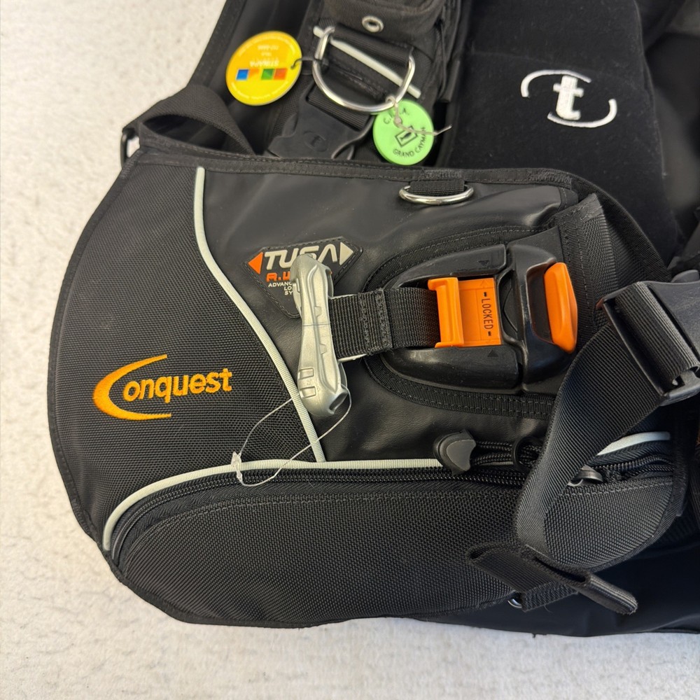 Tusa Conquest Scuba Diving BCD Excellent Condition