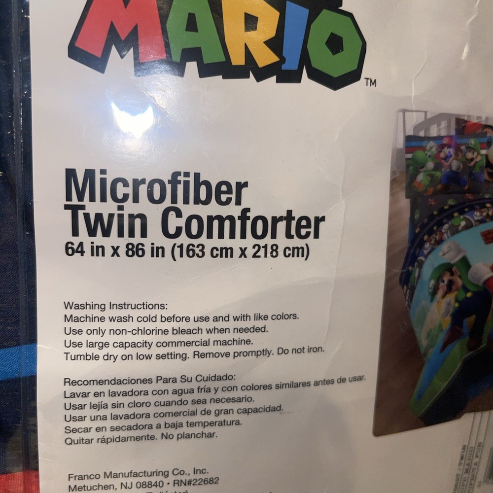 New Super Mario Microfiber Twin Comforter Blanket